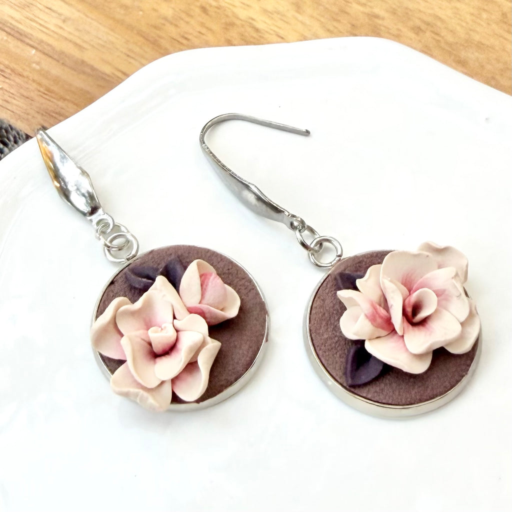 Felicity | Dangle | Summer
