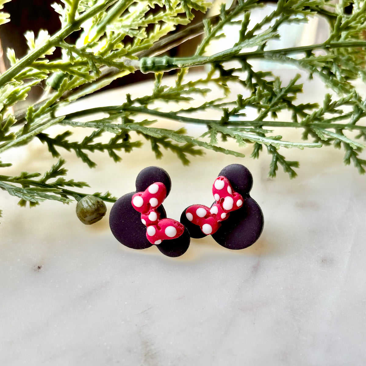 Minnie | Smoked Grape | Summer