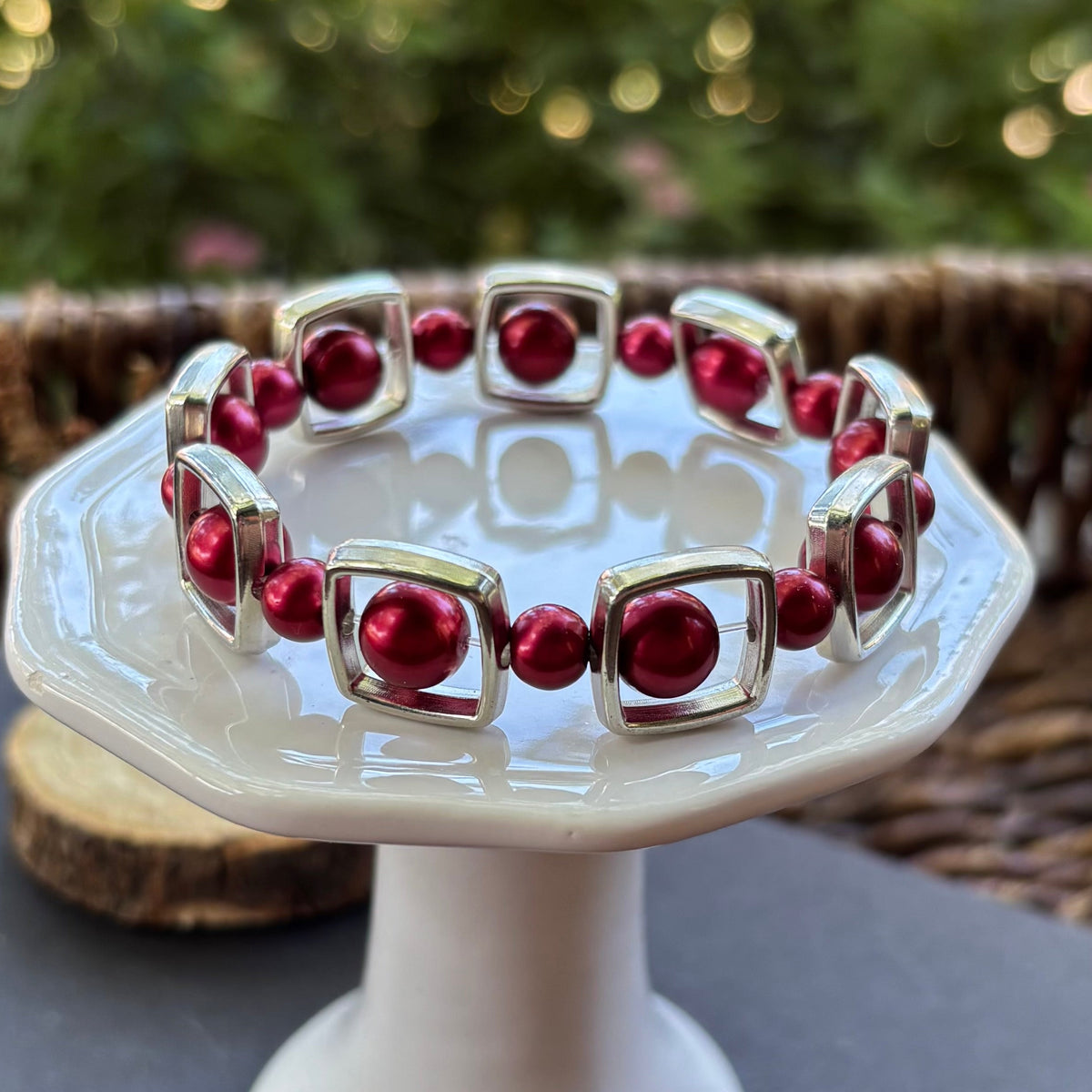 Wren | Silver and  Red | Winter and Summer