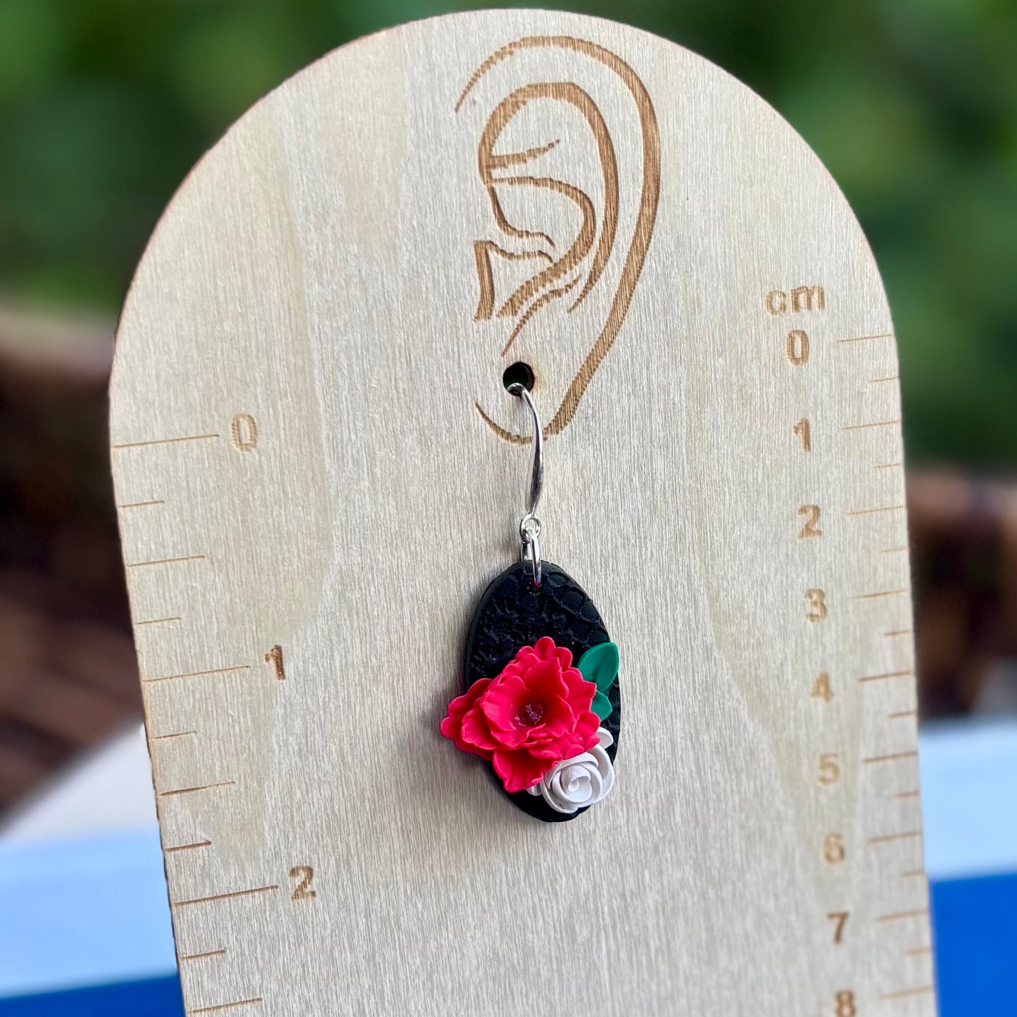 Taylor | Floral | Winter