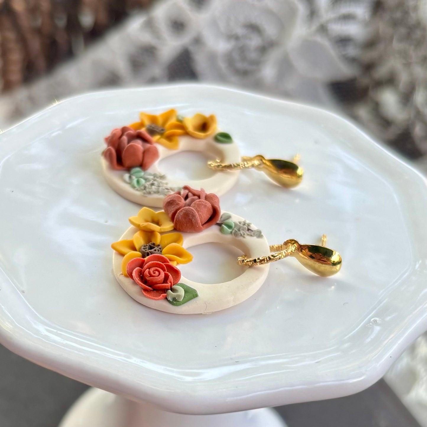 Aurora | Round  | Autumn