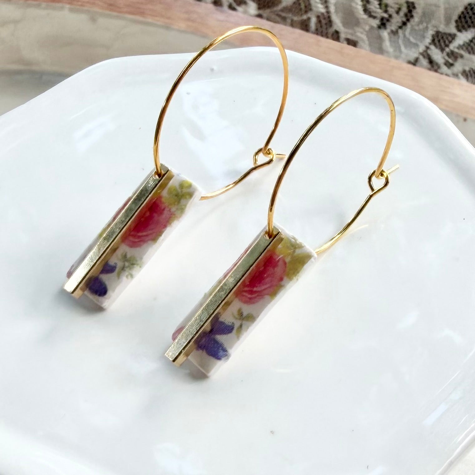 Gwen | Rectangle Hoops | Spring