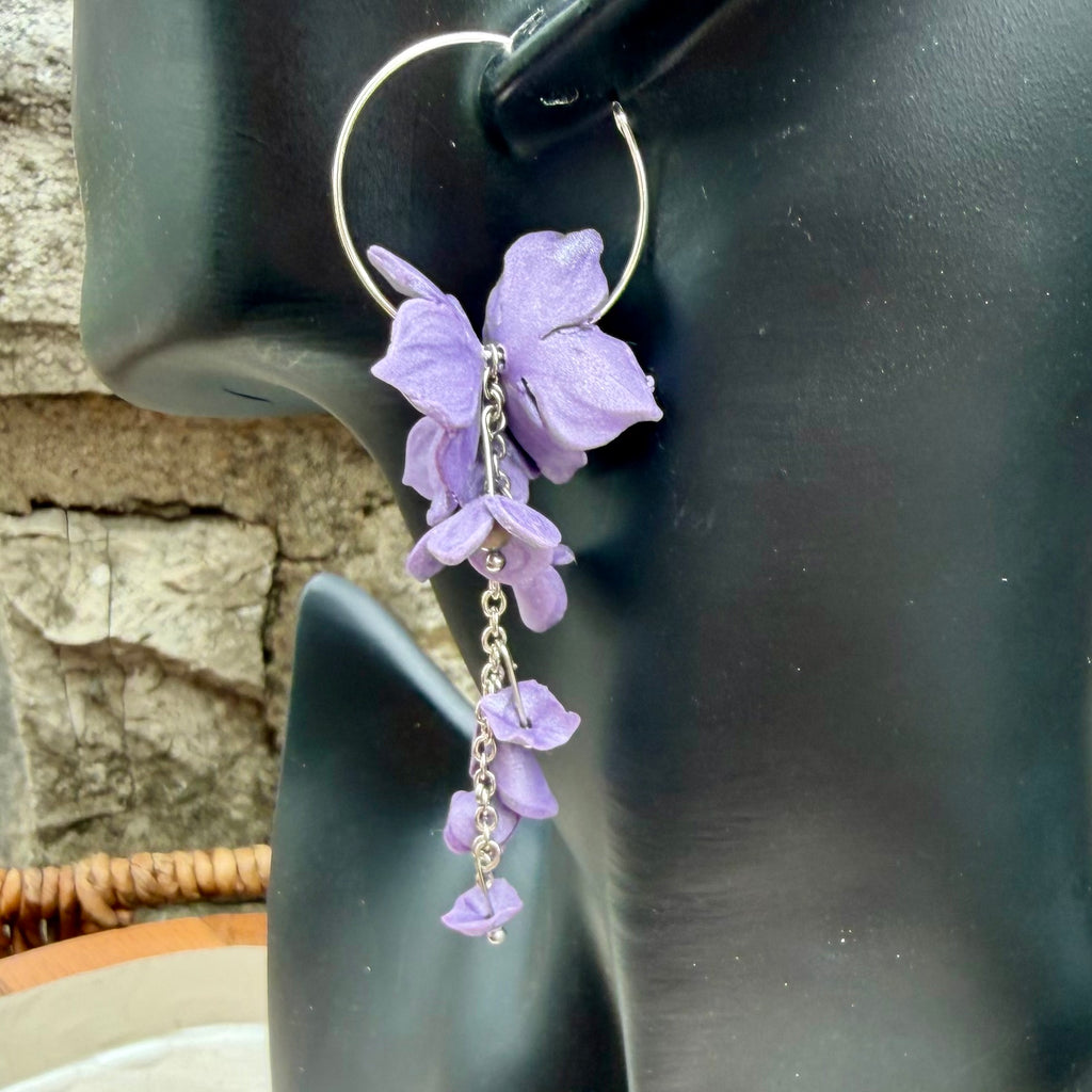 Amelia | Floral Hoop | Customizable